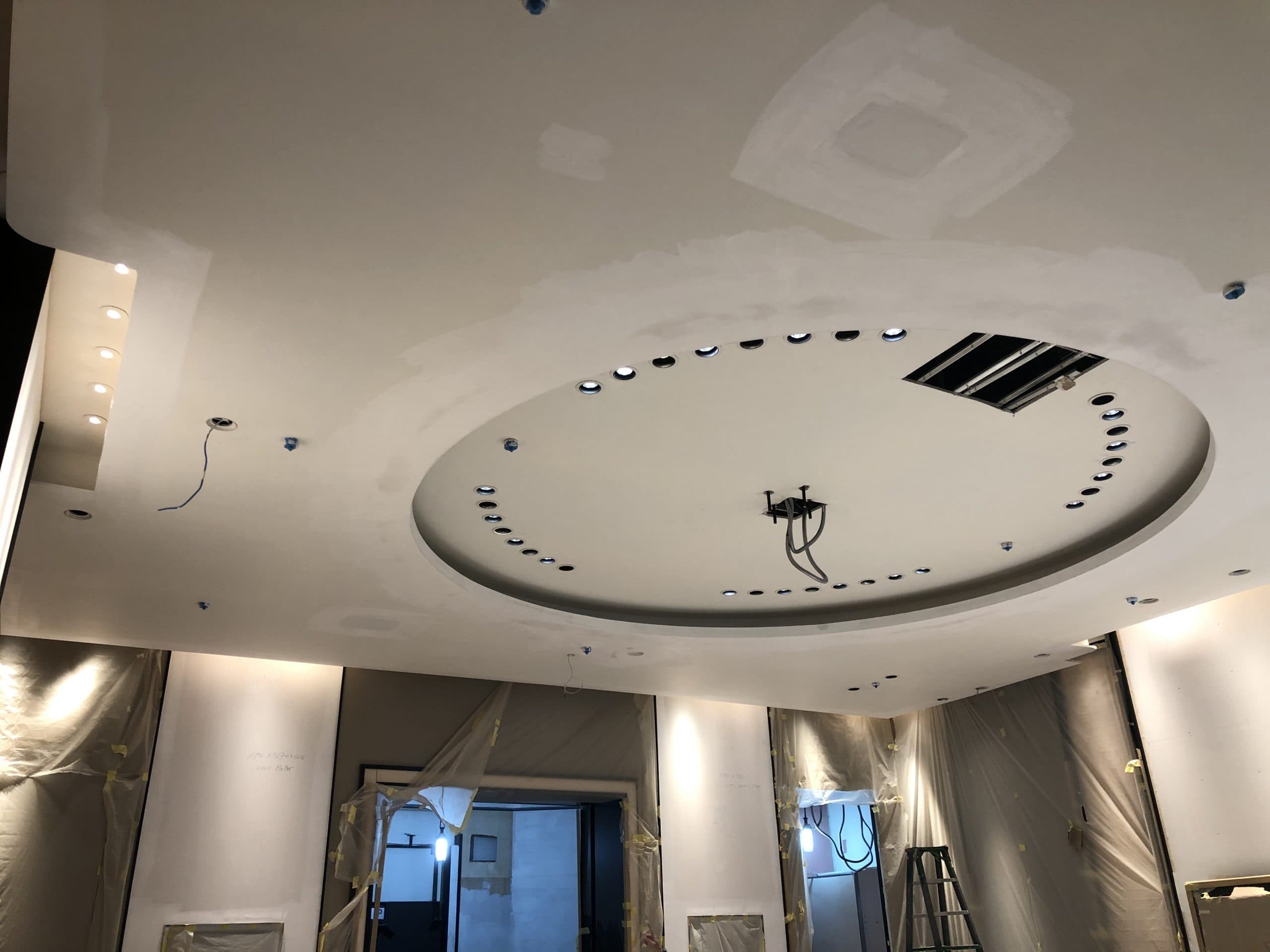 Audio coverage shaped around display moments and seating areas, supporting intimate consultations without spilling into neighbouring zones.