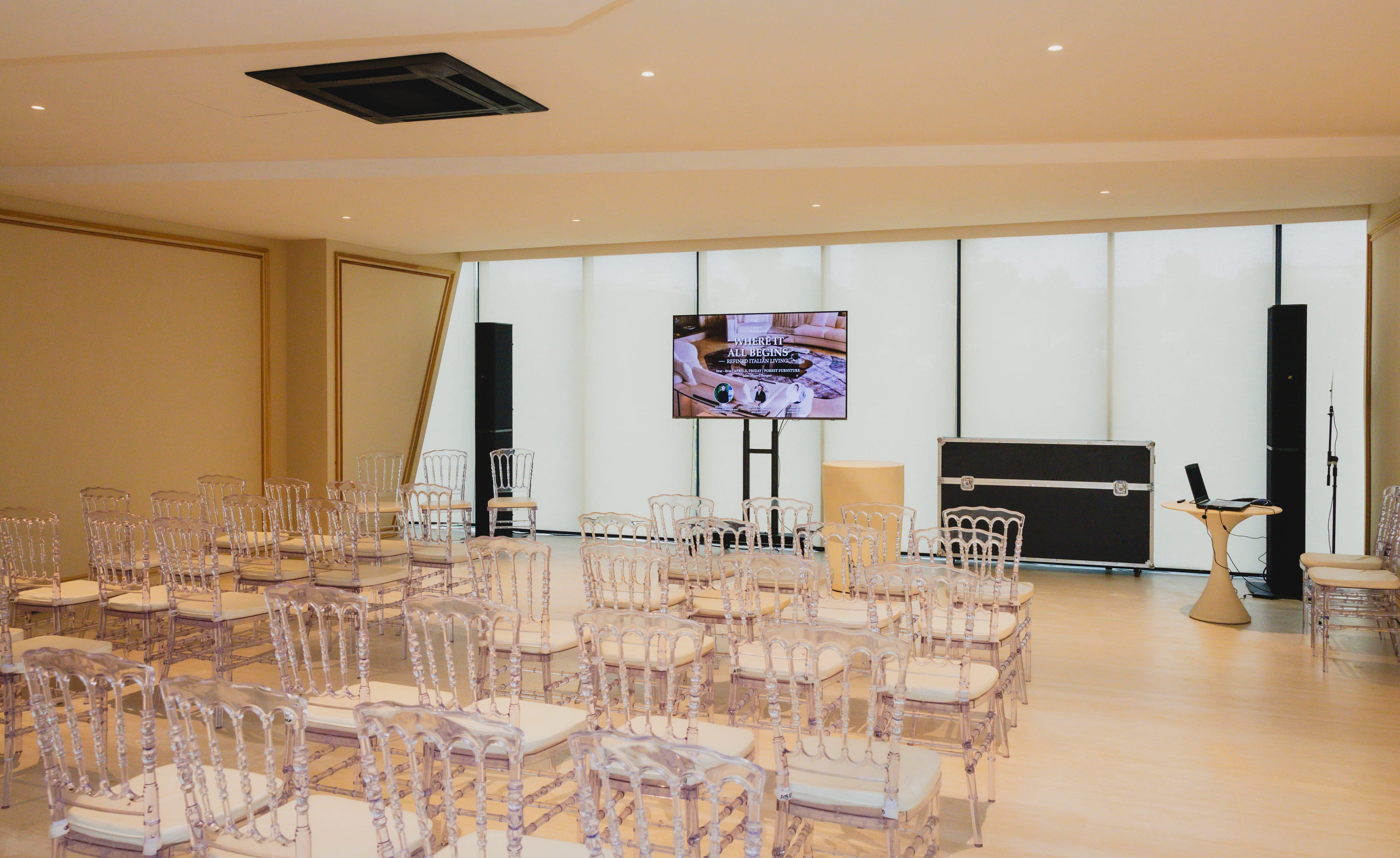 Visionnaire at Forest Furniture image 1