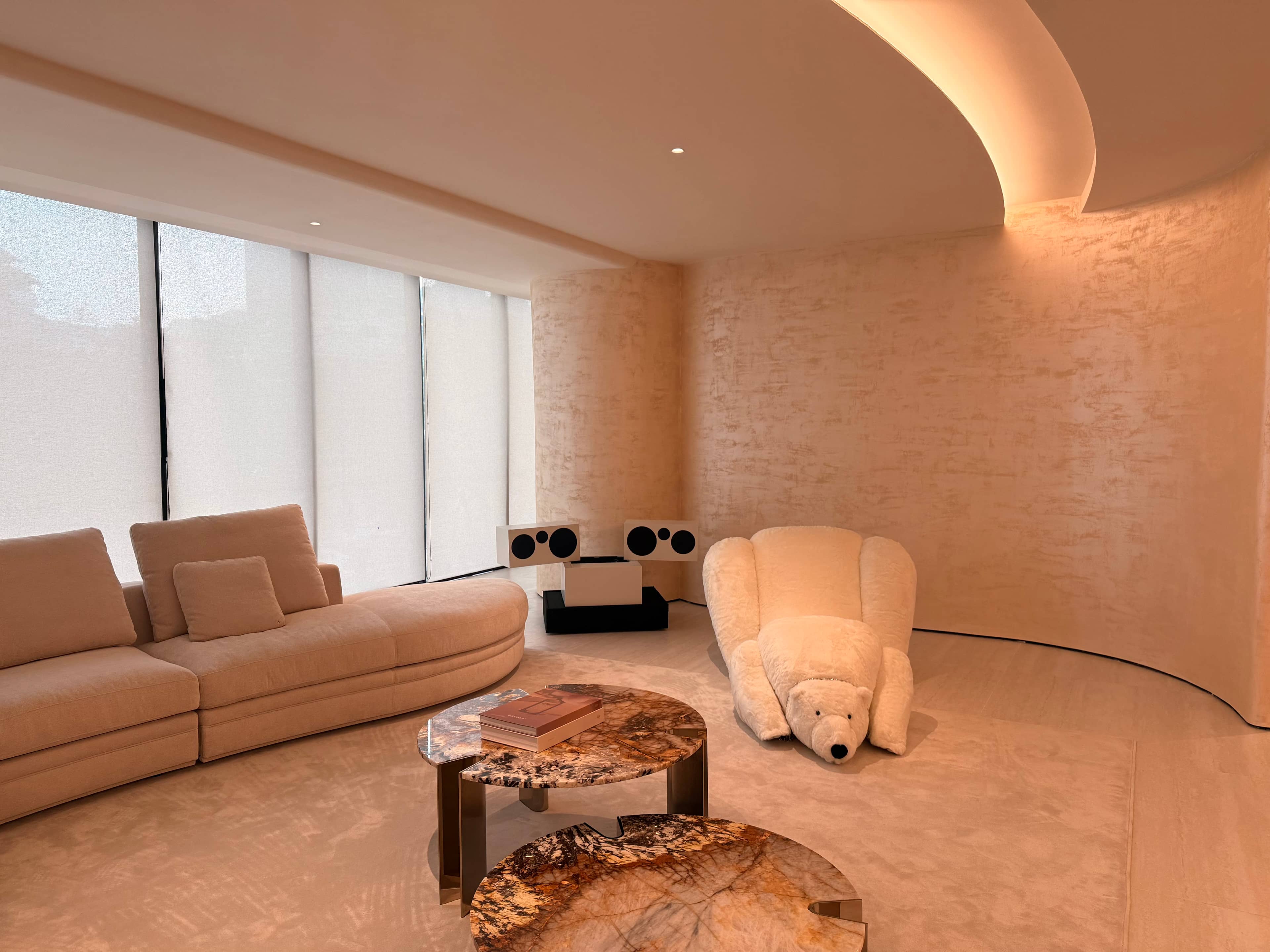 Visionnaire at Forest Furniture gallery 16