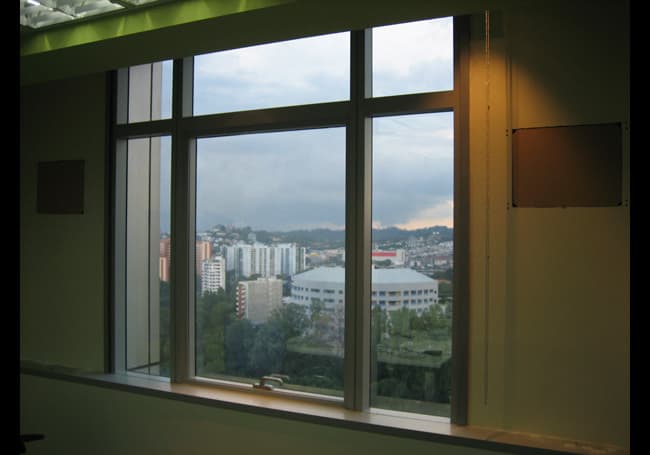 Maxis Communications hero imagery